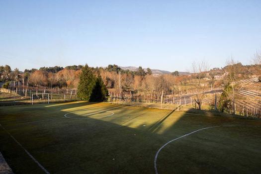 Campo de futebol  HOTEL RURAL MARIA DA FONTE Póvoa de Lanhoso Campo de futebol  HOTEL RURAL MARIA DA FONTE Póvoa de Lanhoso